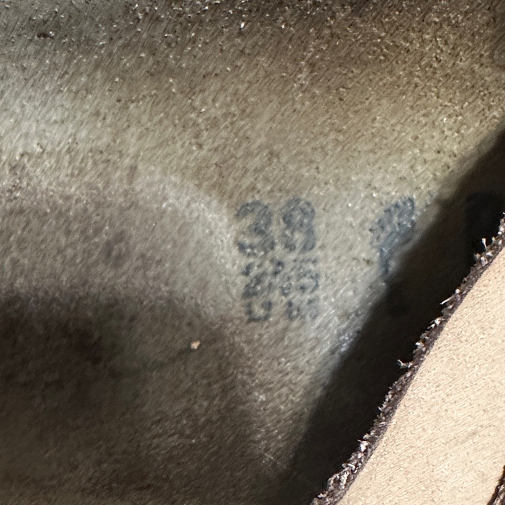 Birkenstock Sandals with Tan Suede and Gold Buckles - Picture 6 of 6
